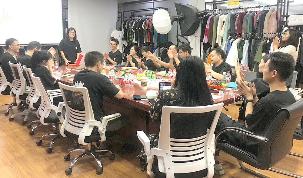 Boxiang clothing product development team meeting